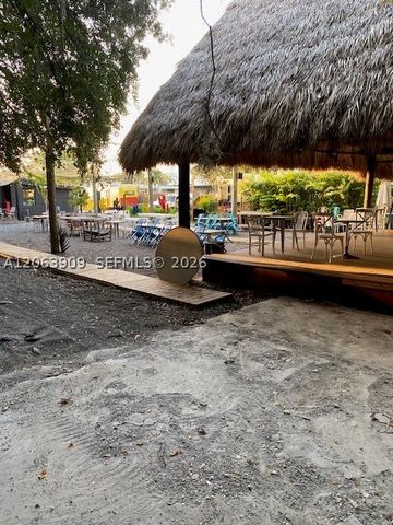 6010 NE 2nd Ave, Miami, FL 33137