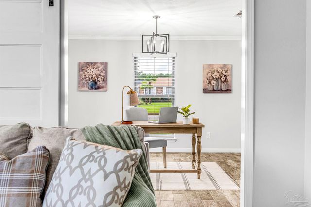 6912 Kitty Hawk Dr, Pensacola, FL 32506