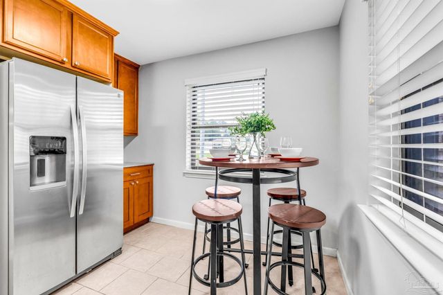 6912 Kitty Hawk Dr, Pensacola, FL 32506