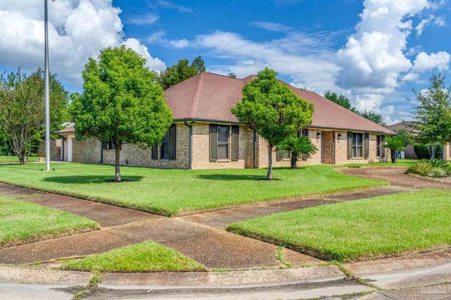 6912 Kitty Hawk Dr, Pensacola, FL 32506