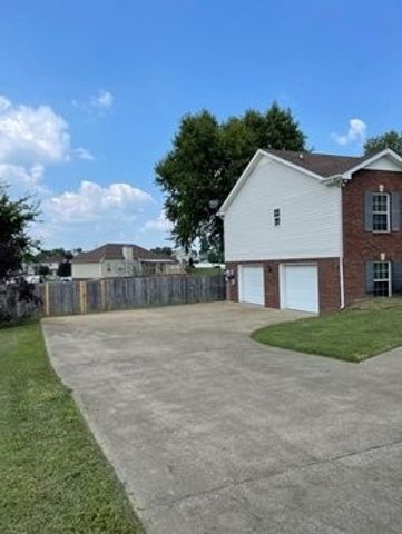 2571 Emerald Ct, Clarksville, TN 37042