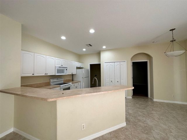 3643 SPINNER AVENUE, North Port, FL 34286