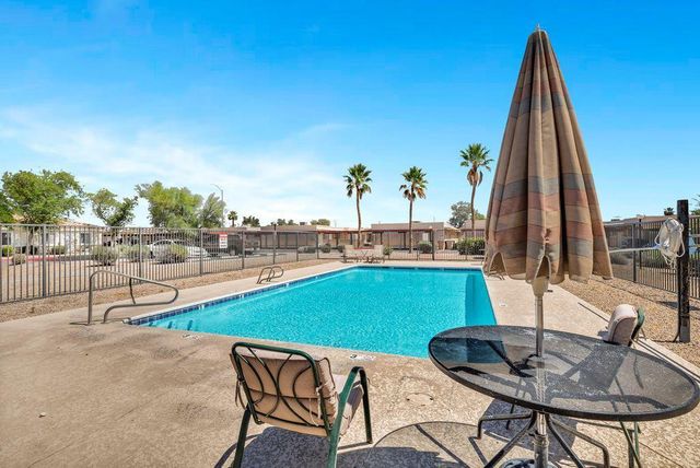 12828 N 113th Avenue Apt 3, Youngtown, AZ 85363