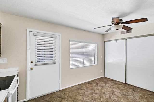 12828 N 113th Avenue Apt 3, Youngtown, AZ 85363