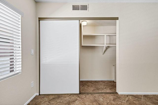 12828 N 113th Avenue Apt 3, Youngtown, AZ 85363