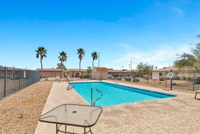 12828 N 113th Avenue Apt 3, Youngtown, AZ 85363