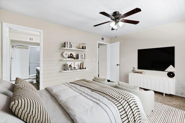 12828 N 113th Avenue Apt 3, Youngtown, AZ 85363