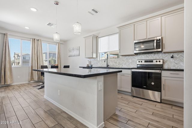 997 S 150TH Drive, Goodyear, AZ 85338