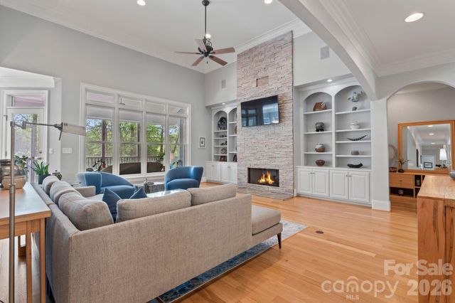 7902 Chapel Creek Drive, Denver, NC 28037