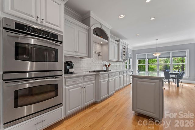 7902 Chapel Creek Drive, Denver, NC 28037