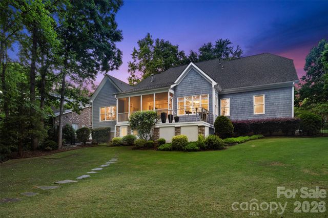 7902 Chapel Creek Drive, Denver, NC 28037