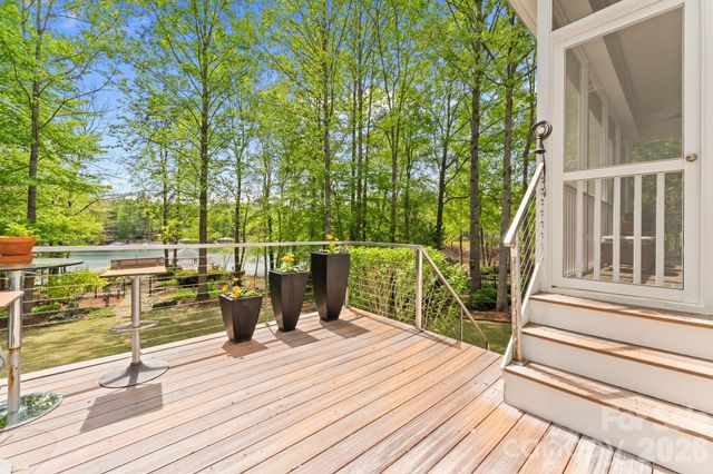 7902 Chapel Creek Drive, Denver, NC 28037