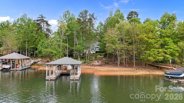 7902 Chapel Creek Drive, Denver, NC 28037