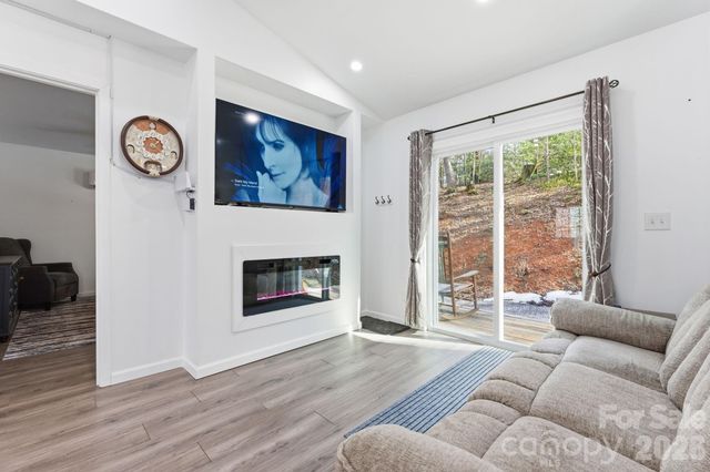 1520 Allison Watts Road, Franklin, NC 28734