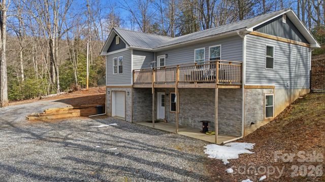 1520 Allison Watts Road, Franklin, NC 28734