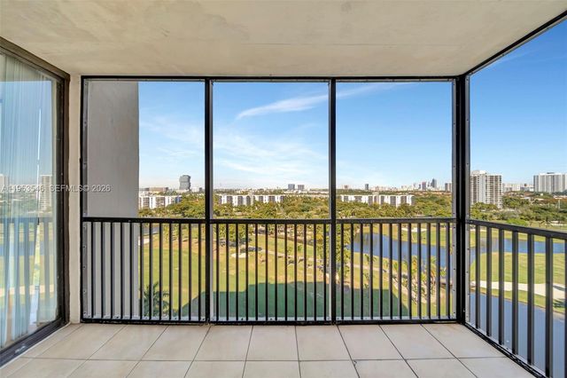 20379 W Country Club Dr 1232, Aventura, FL 33180