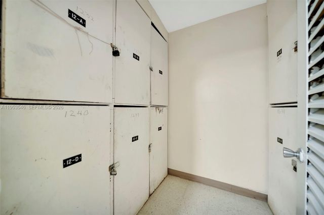 20379 W Country Club Dr 1232, Aventura, FL 33180