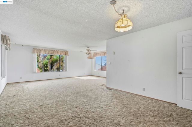 410 Monaco Ave, Union City, CA 94587