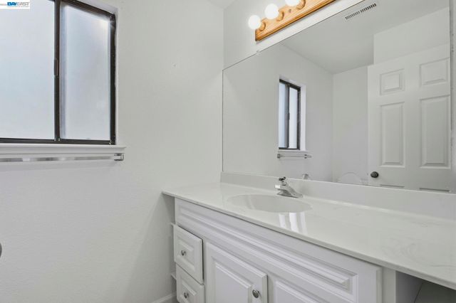 410 Monaco Ave, Union City, CA 94587