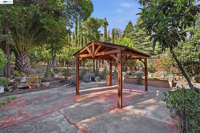 410 Monaco Ave, Union City, CA 94587
