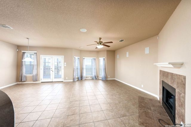 1906 Ponce De Leon, Windcrest, TX 78239