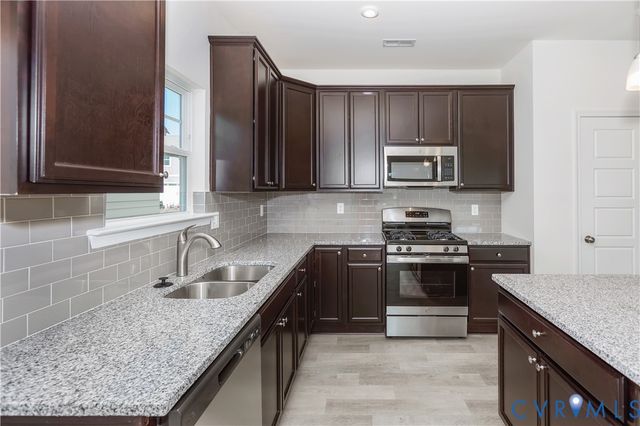 5407 Qualla Trace Ln, Chesterfield, VA 23832