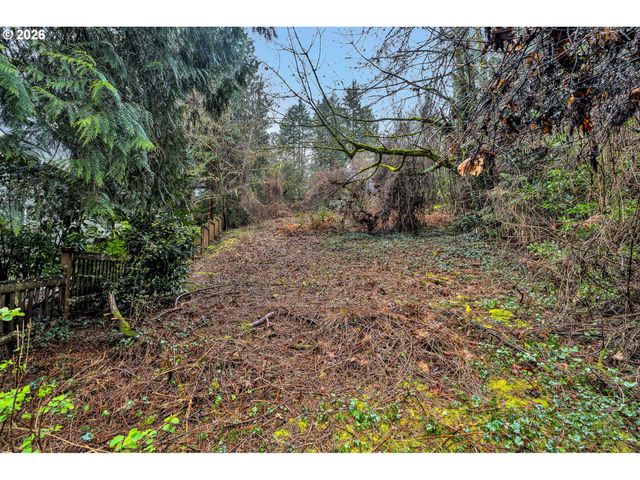 0 Ash St, Lake Oswego, OR 97034