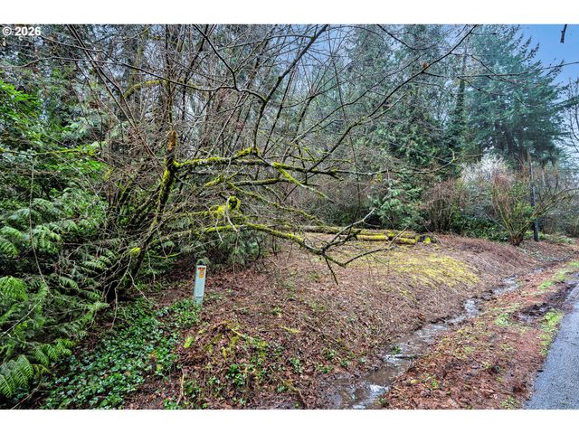 0 Ash St, Lake Oswego, OR 97034