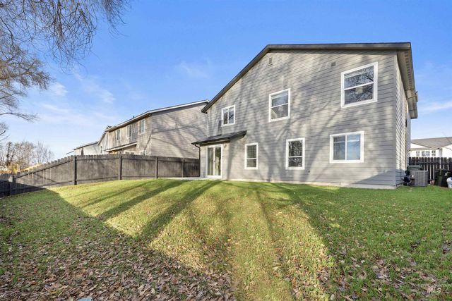 3469 Nw 12th Ave, Meridian, ID 83646