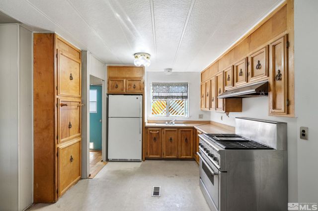 5590 Lil Abner Lane, Sun Valley, NV 89433