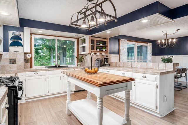 366 Bailey Place, Columbus, OH 43235