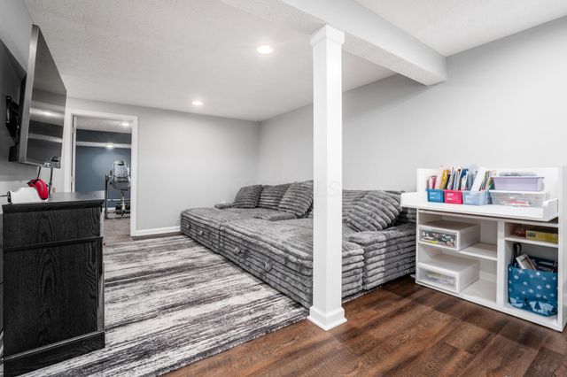 366 Bailey Place, Columbus, OH 43235