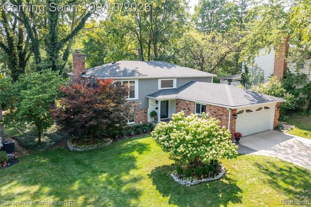 416 Welch Road, Northville, MI 48167