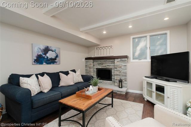 416 Welch Road, Northville, MI 48167