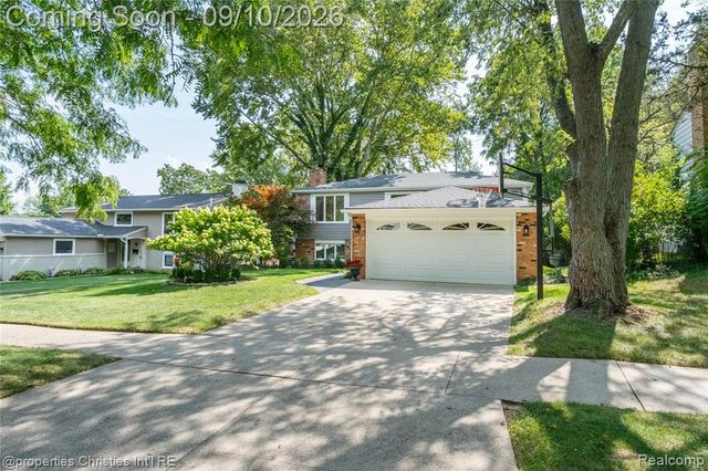 416 Welch Road, Northville, MI 48167