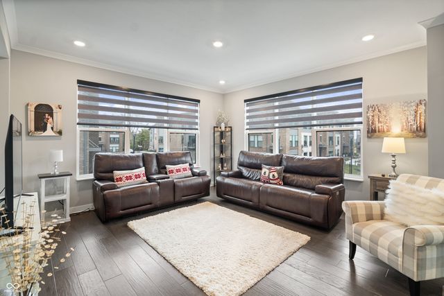 661 Golborne Street, Carmel, IN 46032