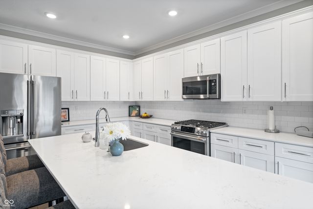 661 Golborne Street, Carmel, IN 46032