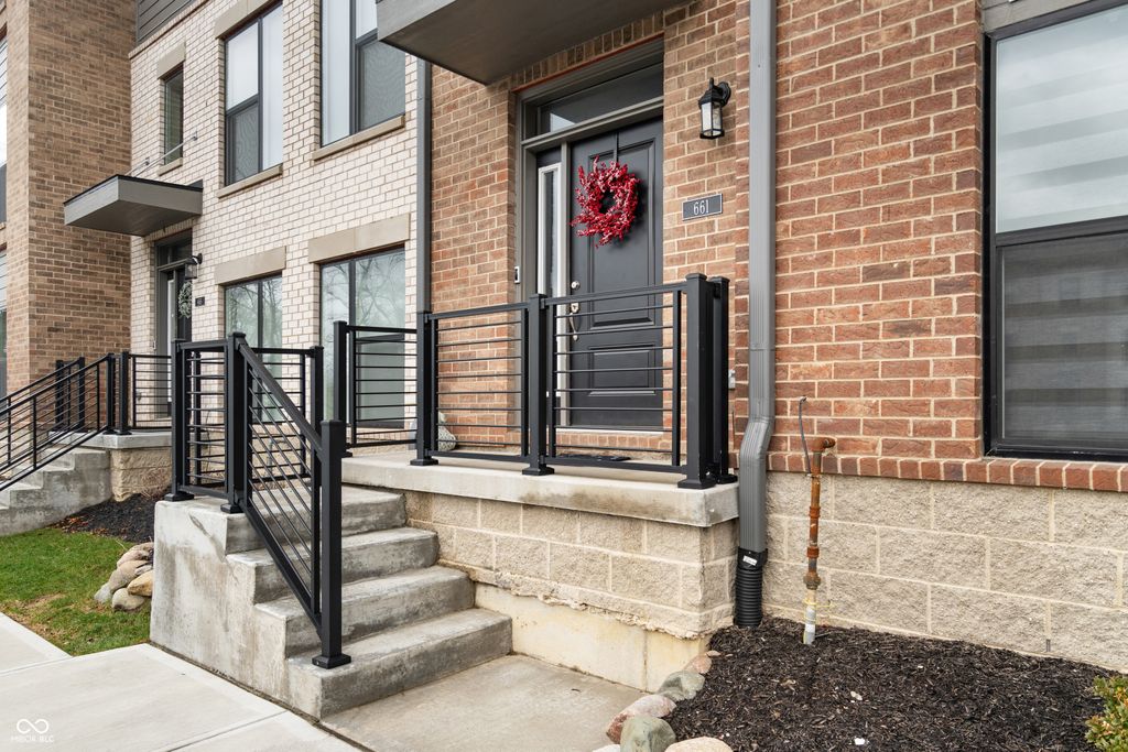 661 Golborne Street, Carmel, IN 46032