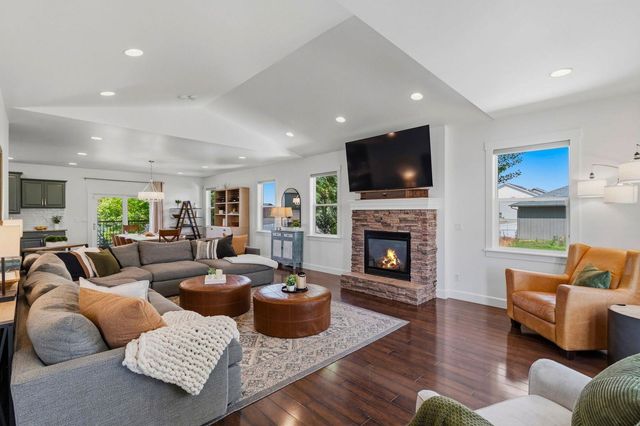 9617 N Claire Ct, Spokane, WA 99208