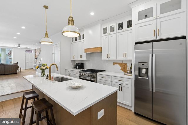 1353 HULL ST, Baltimore, MD 21230