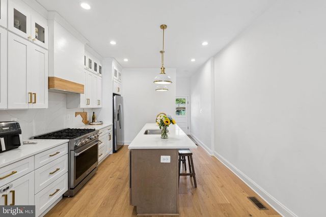 1353 HULL ST, Baltimore, MD 21230