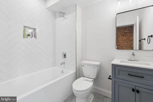 1353 HULL ST, Baltimore, MD 21230