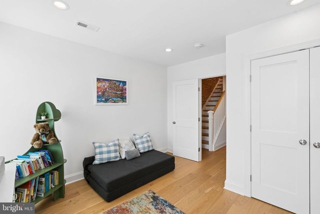 1353 HULL ST, Baltimore, MD 21230
