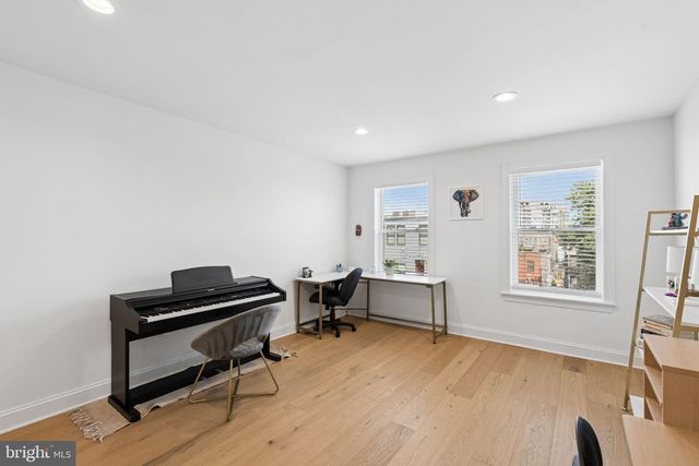 1353 HULL ST, Baltimore, MD 21230