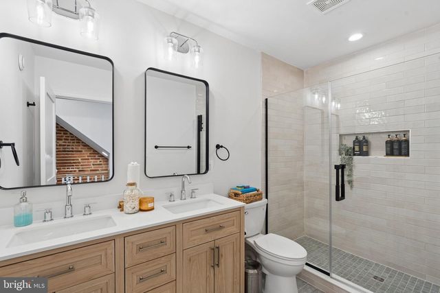 1353 HULL ST, Baltimore, MD 21230