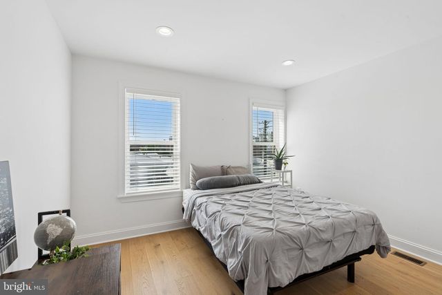 1353 HULL ST, Baltimore, MD 21230