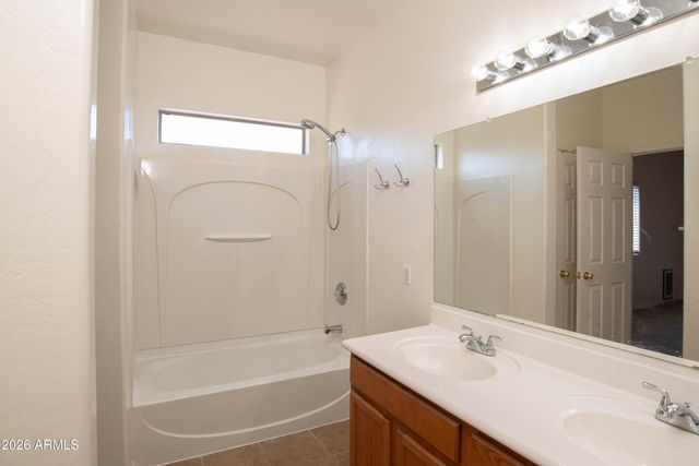 3793 W WAYNE Lane, Anthem, AZ 85086