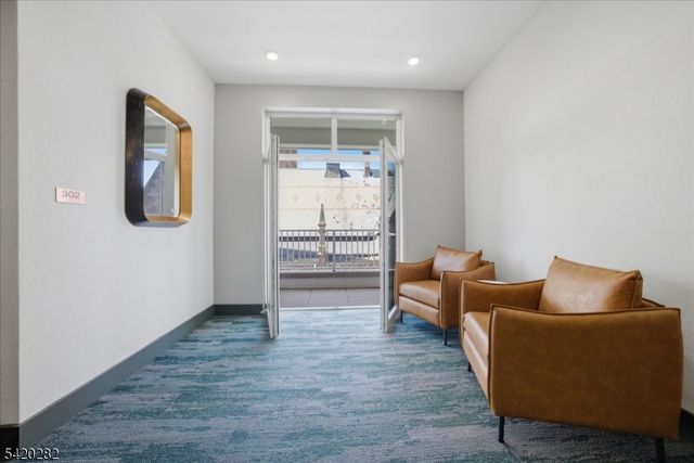 21 Lincoln Park 302, Newark City, NJ 07102