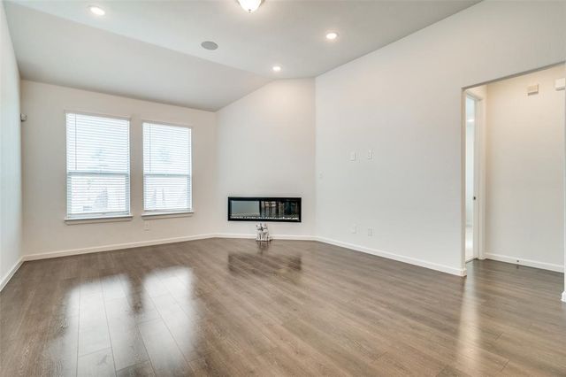 2050 Clearwater Way, Royse City, TX 75189