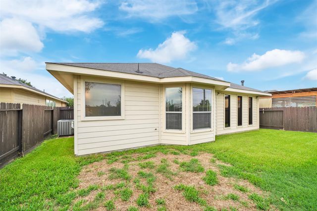 21627 Sierra Long Drive, Richmond, TX 77407